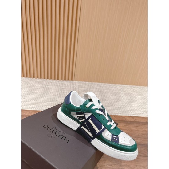 Valentino Sneakers