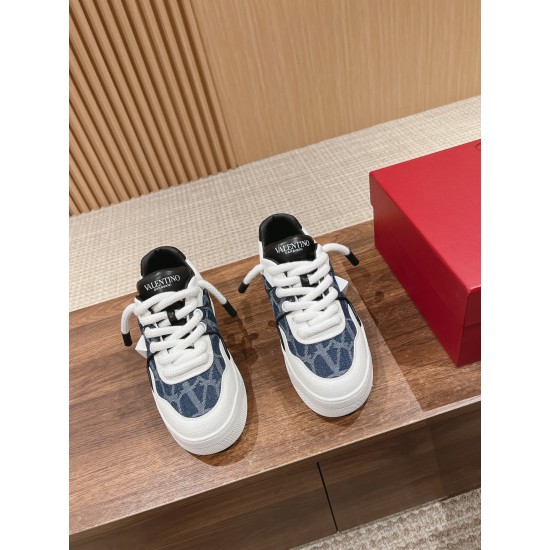 Valentino Sneakers