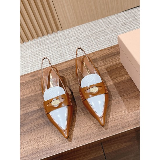 MiuMiu Sandals