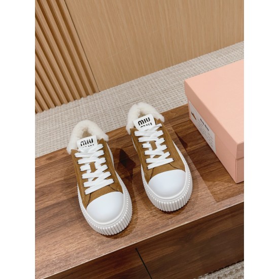 MiuMiu Sneakers