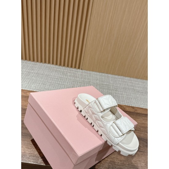 MiuMiu Sandals