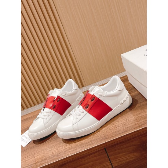 Valentino Sneakers