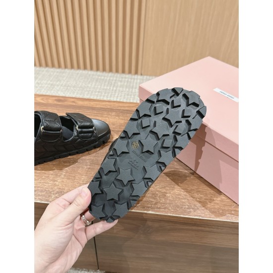 MiuMiu Sandals