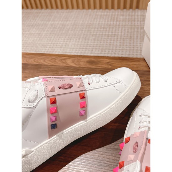 Valentino Sneakers