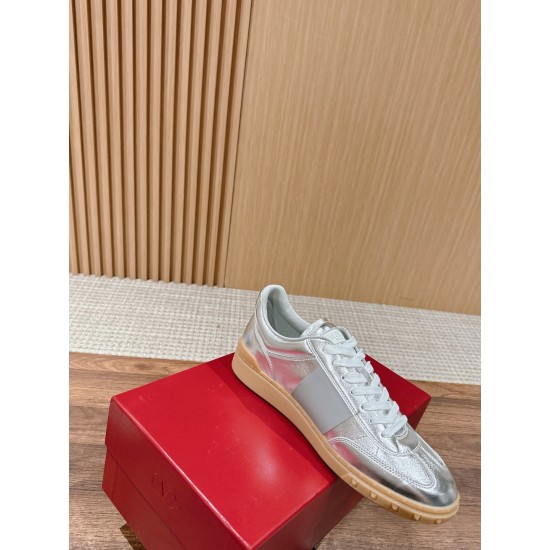 Valentino Sneakers