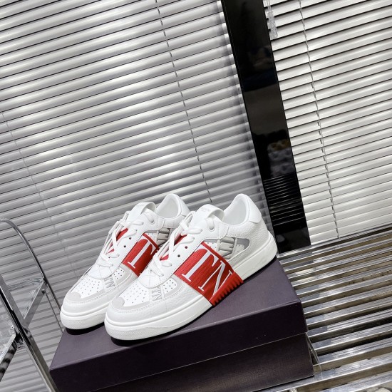 Valentino Sneakers