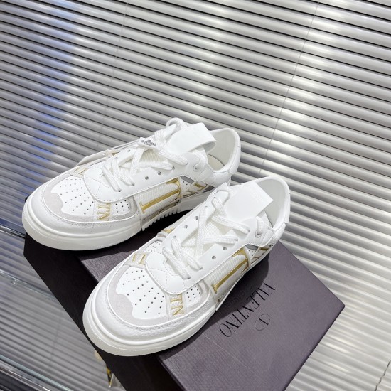 Valentino Sneakers