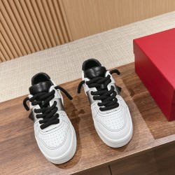 Valentino Sneakers