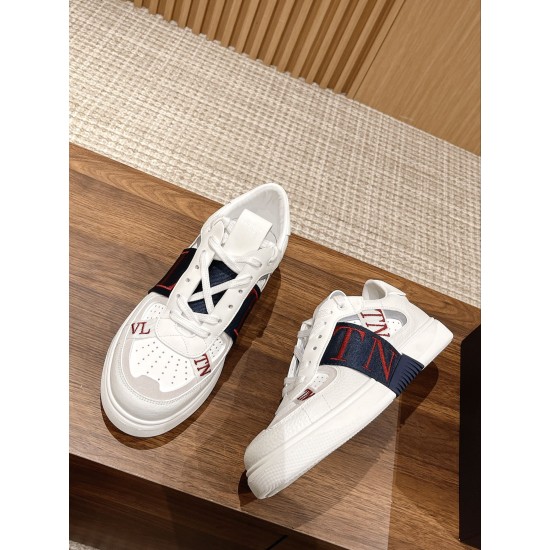 Valentino Sneakers