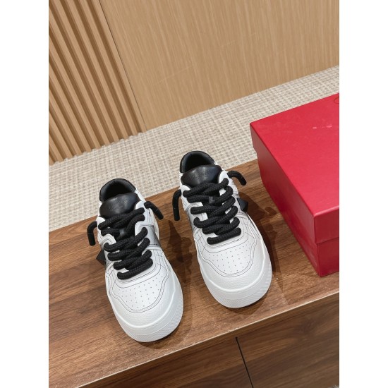 Valentino Sneakers