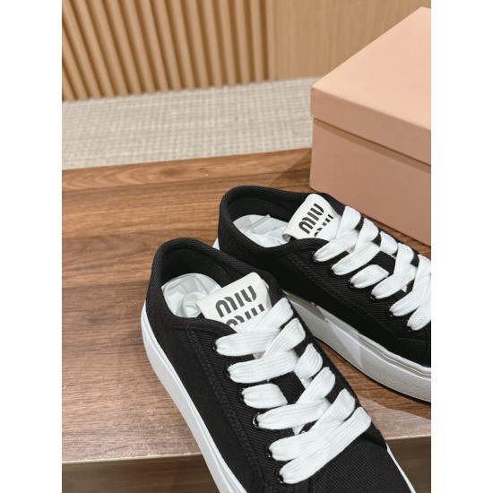 MiuMiu Sneakers