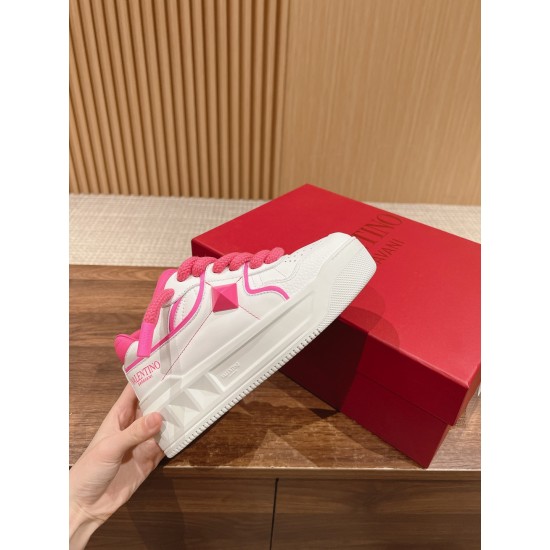 Valentino Sneakers