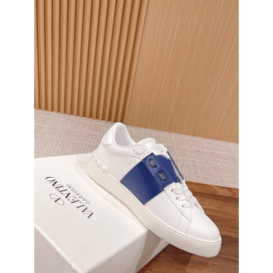 Valentino Sneakers