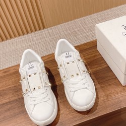 Valentino Sneakers