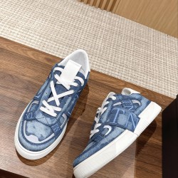 Valentino Sneakers