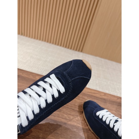 MiuMiu Sneakers