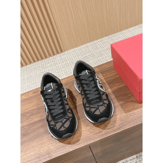 Valentino Sneakers