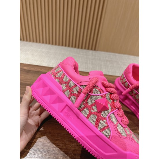 Valentino Sneakers