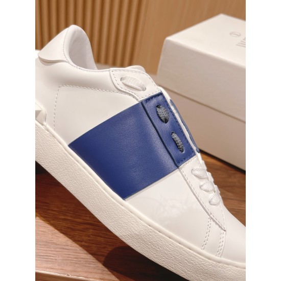 Valentino Sneakers