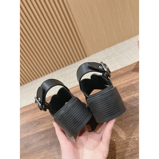 MiuMiu Sandals