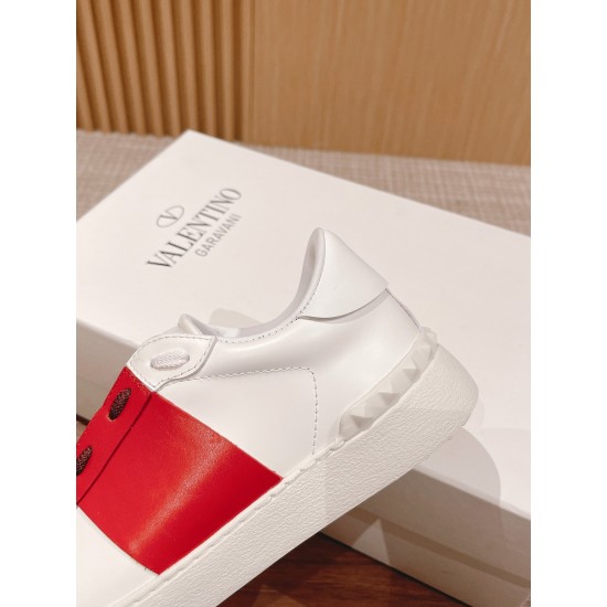 Valentino Sneakers