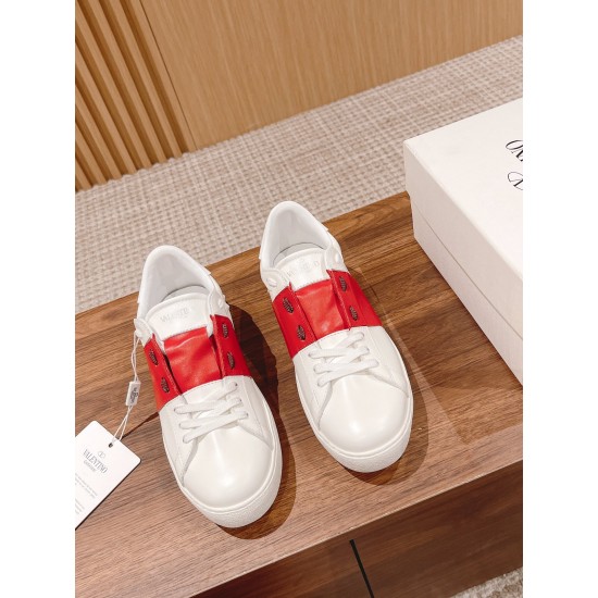 Valentino Sneakers