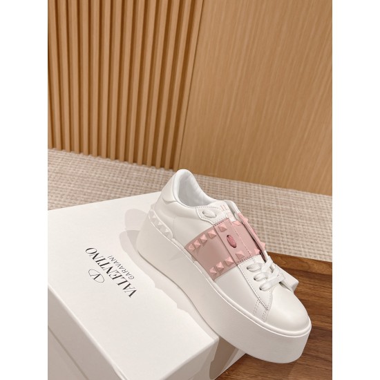 Valentino Sneakers