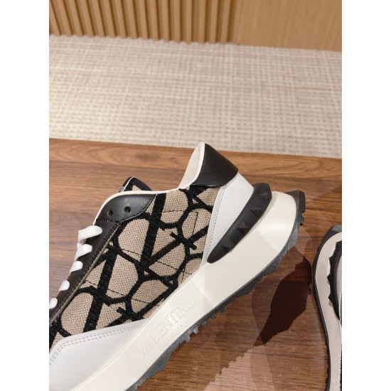 Valentino Sneakers