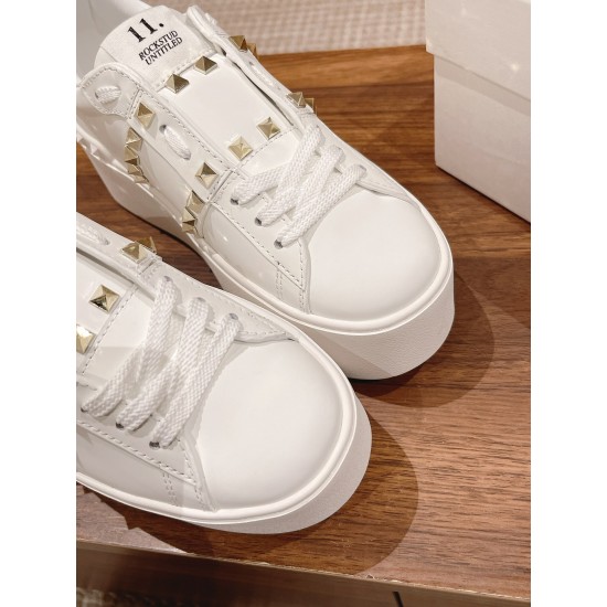 Valentino Sneakers