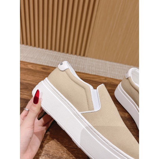 MiuMiu Sneakers