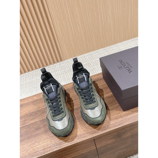 Valentino Sneakers