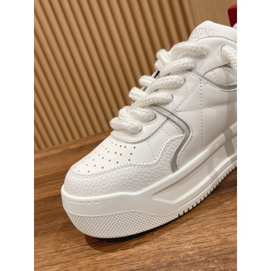 Valentino Sneakers