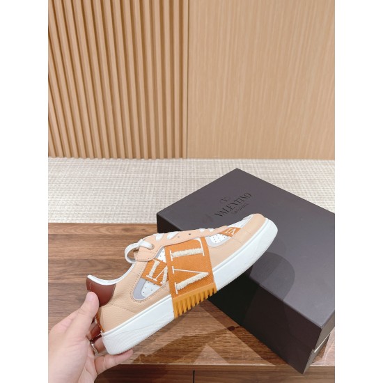 Valentino Sneakers