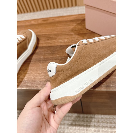 MiuMiu Sneakers