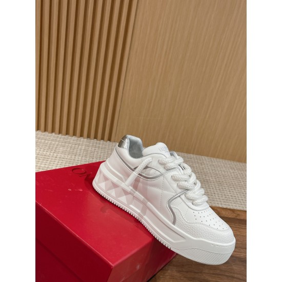 Valentino Sneakers