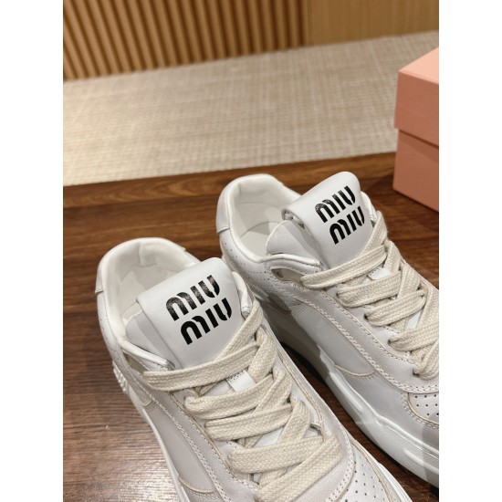 MiuMiu Sneakers