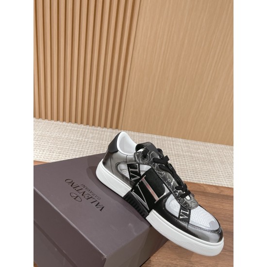 Valentino Sneakers