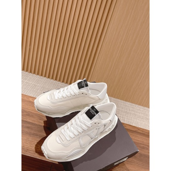 Valentino Sneakers