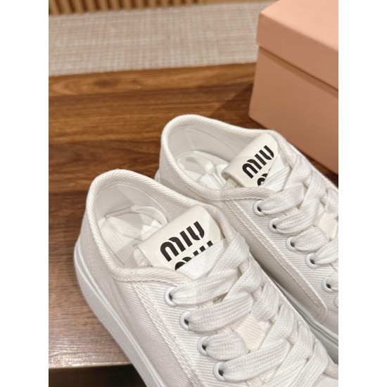 MiuMiu Sneakers