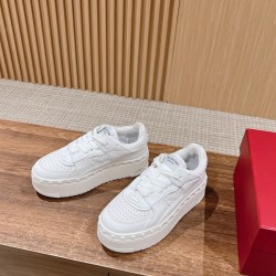 Valentino Sneakers