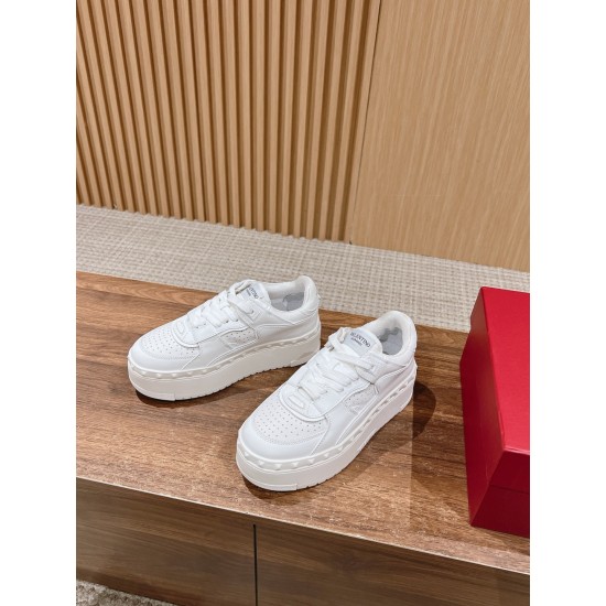 Valentino Sneakers