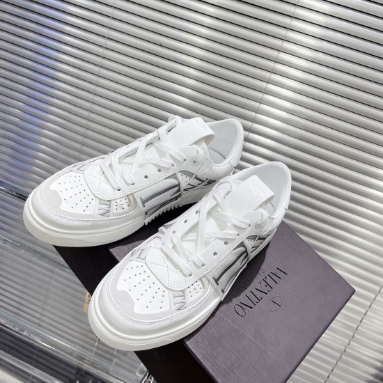 Valentino Sneakers