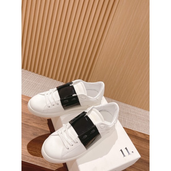 Valentino Sneakers