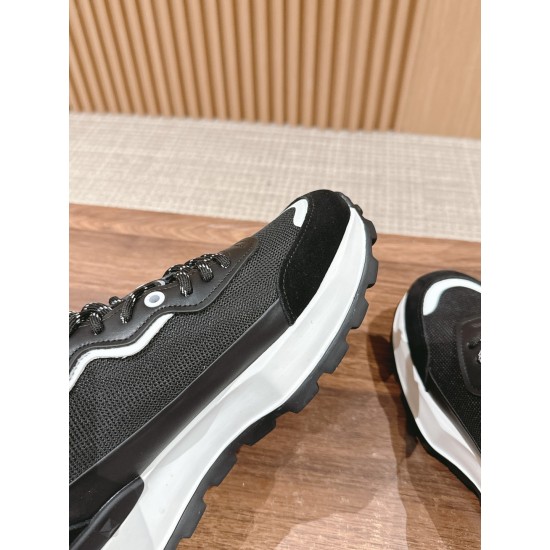 Valentino Sneakers