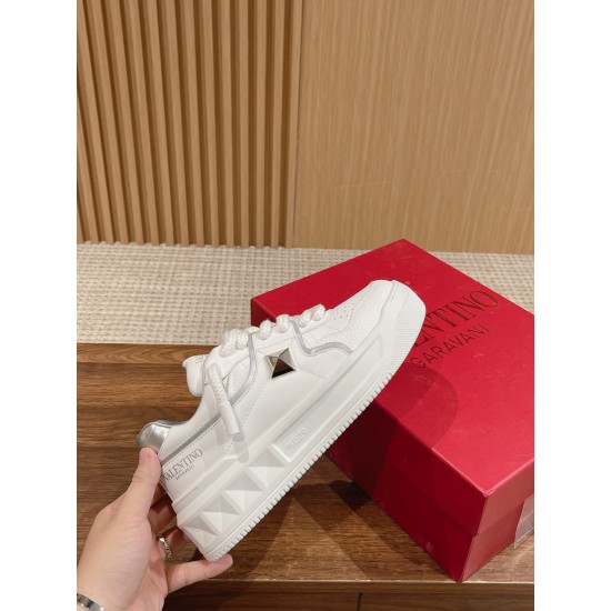 Valentino Sneakers