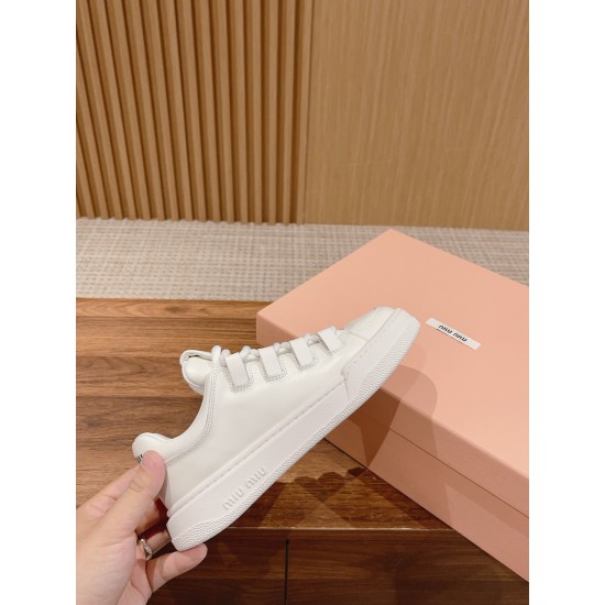 MiuMiu Sneakers