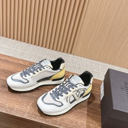 Valentino Sneakers