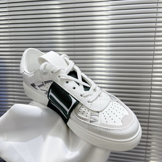 Valentino Sneakers