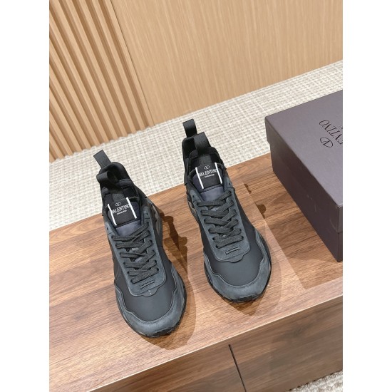 Valentino Sneakers