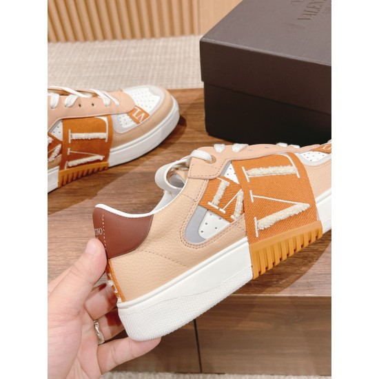 Valentino Sneakers